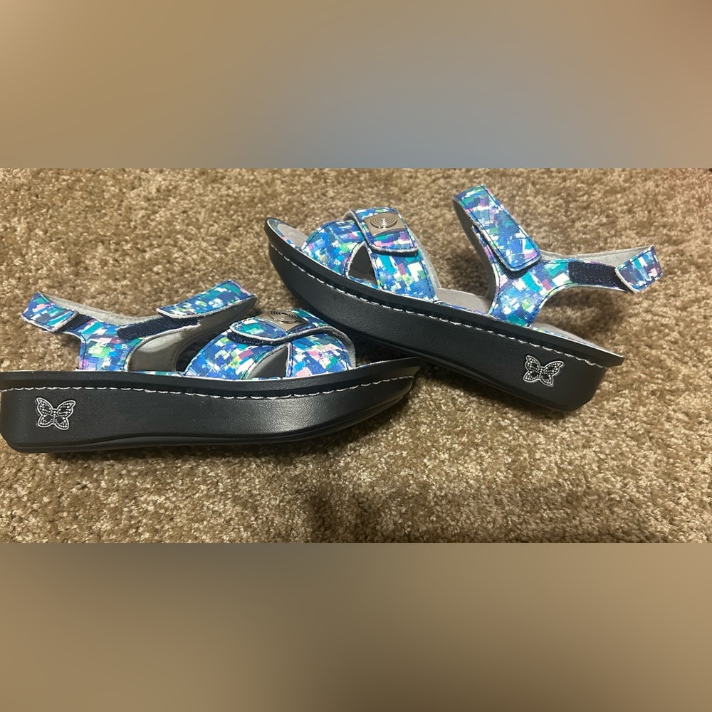 NWB Algeria Lula Welcome back Blotter sandals